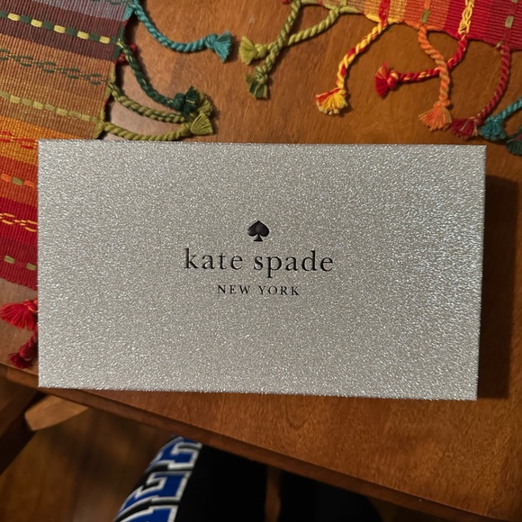 KATE SPADE WALLET - Picture 9 of 9